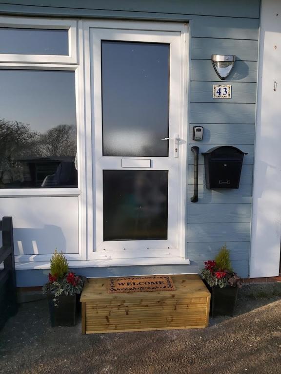 Caldon Holiday Chalet Sleeps 4 In Dartmouth Wifi Electric Inc Pet Friendly Buitenkant foto